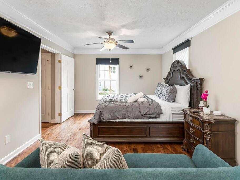 Gorgeous East Village Home Near Downtown Sleeps 12 5 Bedrooms Coffee Bbq Ac Parking 亚特兰大 外观 照片
