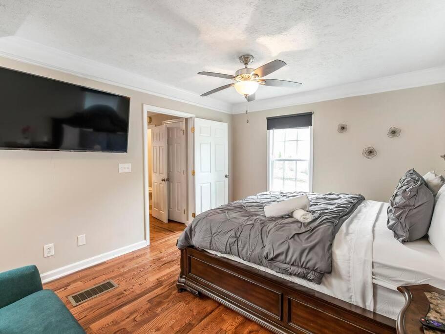 Gorgeous East Village Home Near Downtown Sleeps 12 5 Bedrooms Coffee Bbq Ac Parking 亚特兰大 外观 照片