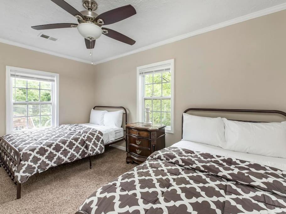 Gorgeous East Village Home Near Downtown Sleeps 12 5 Bedrooms Coffee Bbq Ac Parking 亚特兰大 外观 照片