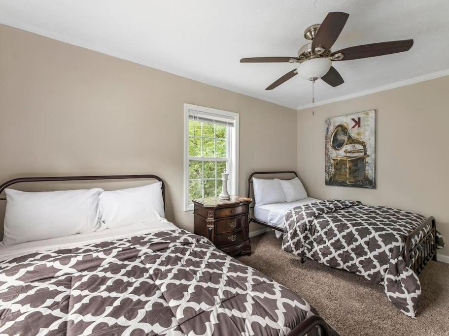 Gorgeous East Village Home Near Downtown Sleeps 12 5 Bedrooms Coffee Bbq Ac Parking 亚特兰大 外观 照片